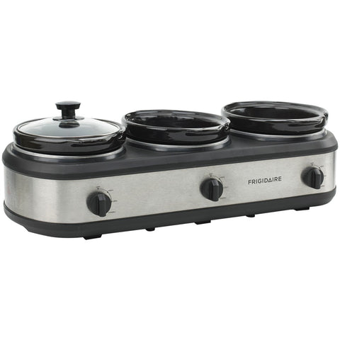 Frigidaire 420-watt Triple Slow Cooker And Buffet Server With Three 2.5-quart Ceramic Pots